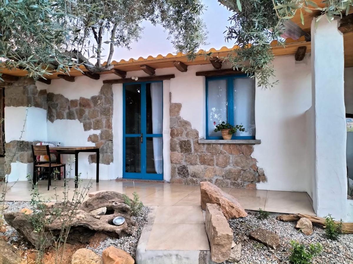 예르추 Sole In Ogliastra B&B 외부 사진