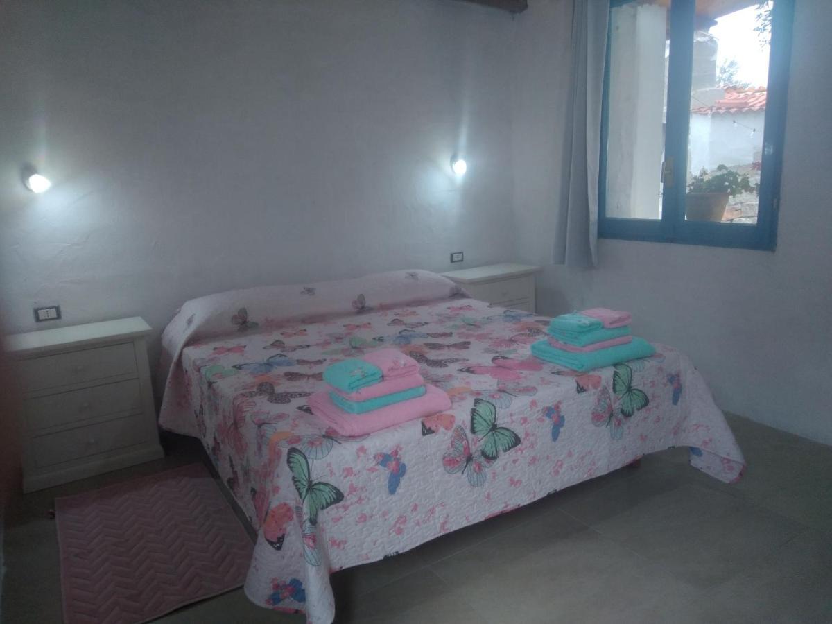 예르추 Sole In Ogliastra B&B 외부 사진
